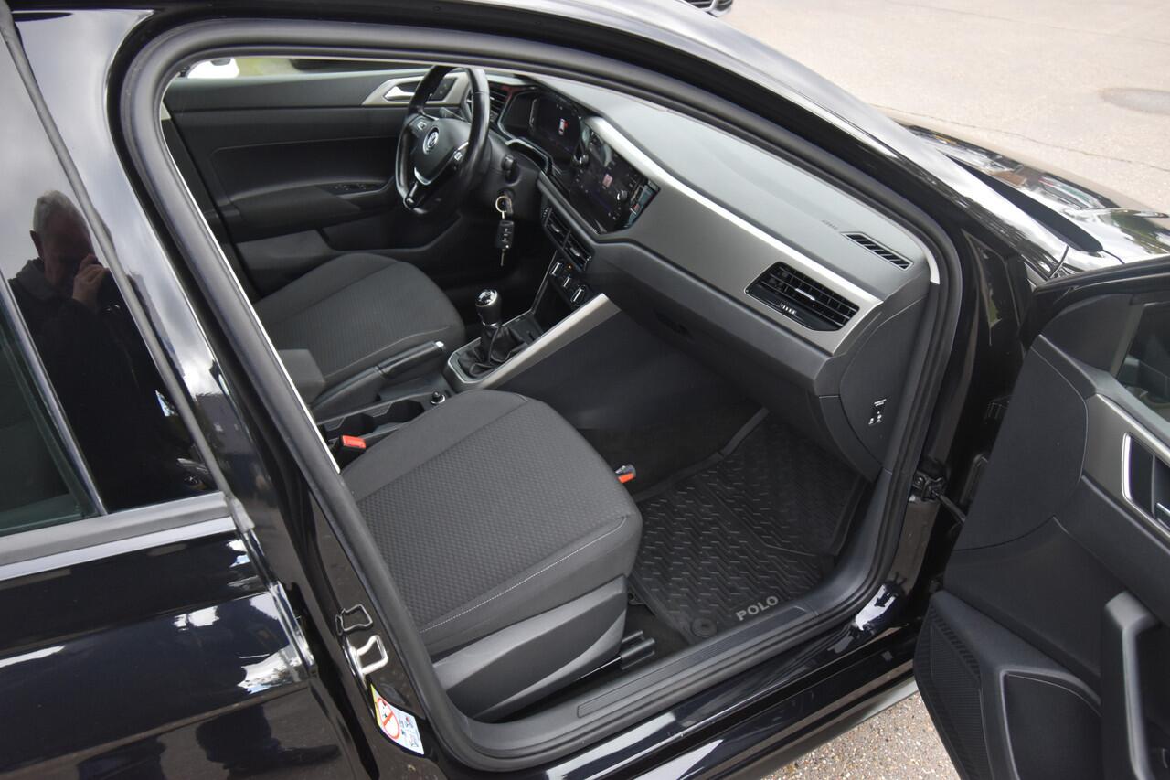Volkswagen POLO 1.0 TSI Comfortline R-Line , VIRTUAL COCKPIT , AIRO , NAVI VIA APP , CR CONTROL , LMV15 ,