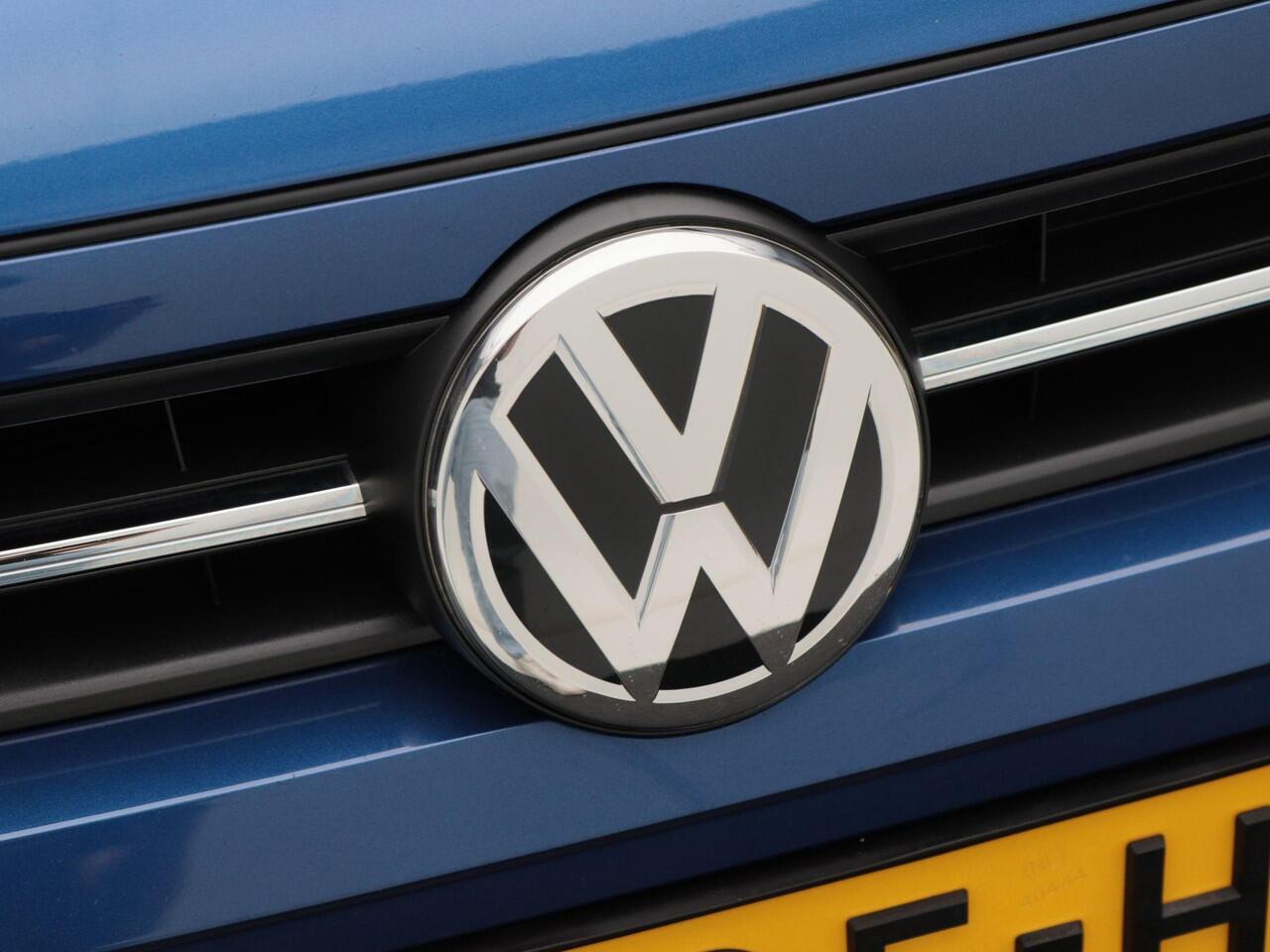 Volkswagen POLO 1.0 TSi Comfortline | Adaptive Cruise | Navigatiesysteem | CarPlay | Lederen Stuurwiel | LED | 99.905 Km!!