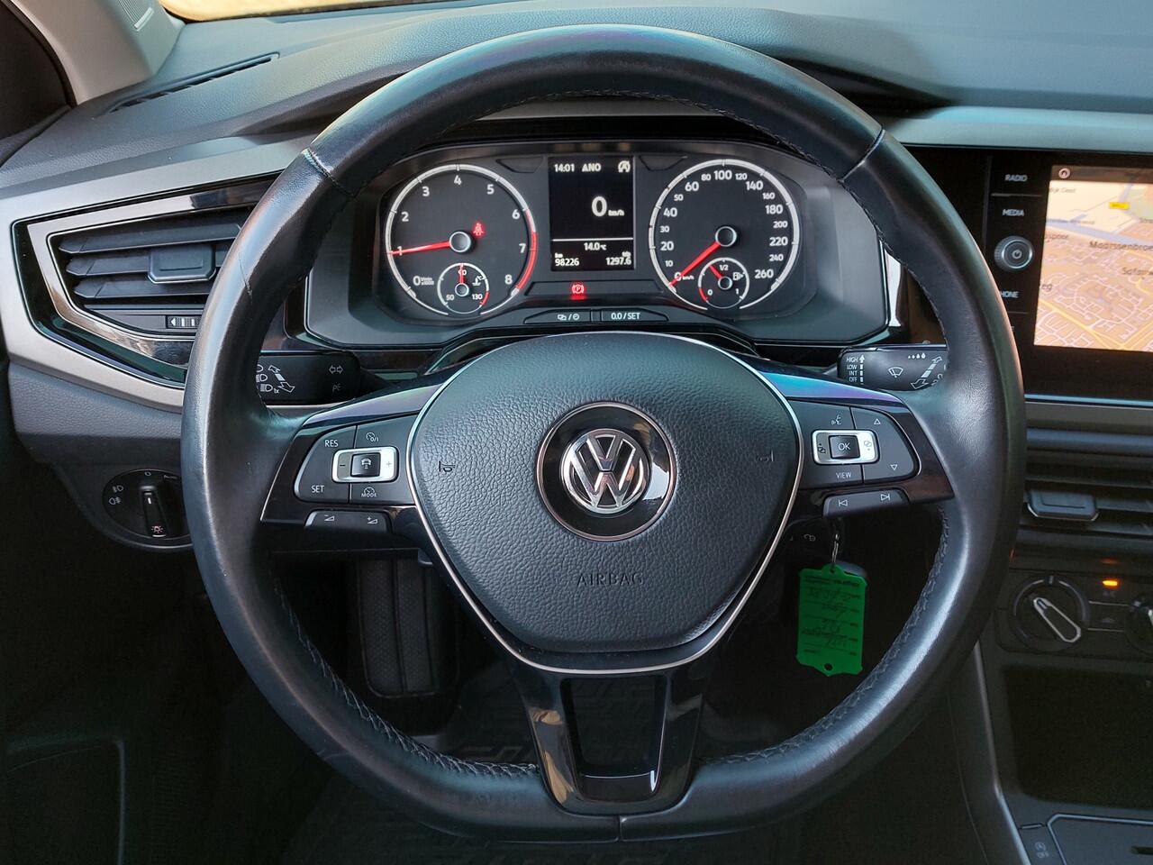 Volkswagen POLO 1.0 TSI 95pk Comfortline Executive 5-Deurs | Origineel NL | Navi + Apple Carplay + Android Auto | Airco | Adap. Cruise | Lichtsensor | Mistlampen | 15''lm