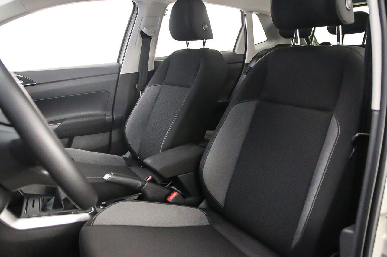 Volkswagen POLO Life Business 1.0 TSI 95pk Adaptive cruise control, Stoelverwarming, Parkeersensoren, App connect, Airco, DAB, Radio, Bluetooth, LED koplampen