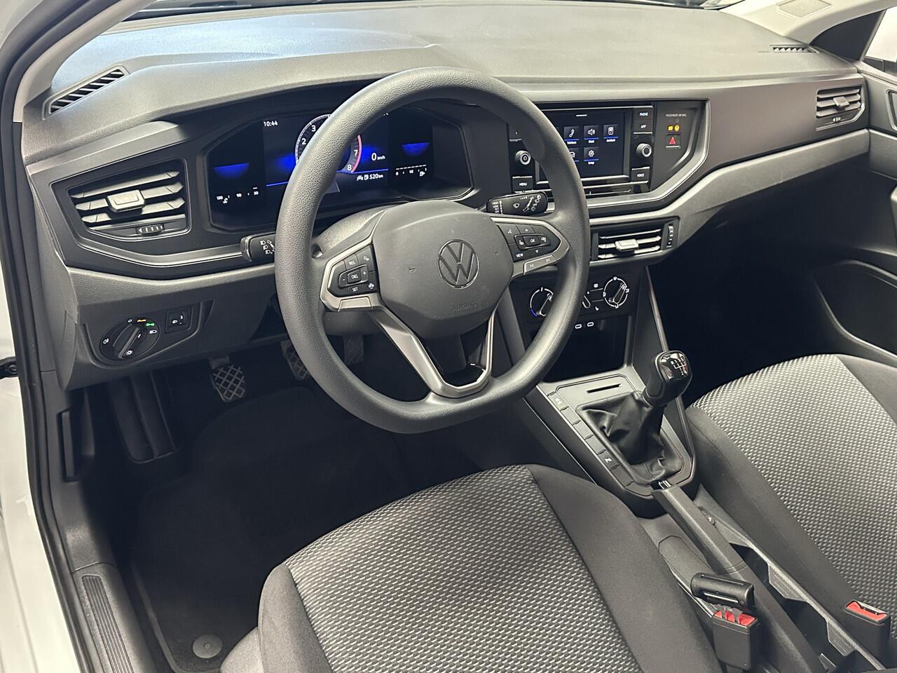 Volkswagen POLO 1.0 MPI COMFORTLINE CRUISE CONTROL AIRCO STOELVERWARMING RIJSTROOKSENSOREN BLUETOOTH TELEFOON MEDIA VOORBEREIDING PDC ZEER MOOI !! 3010