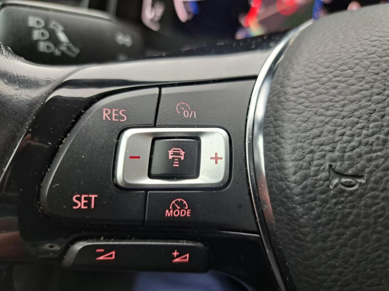 Volkswagen POLO 1.0 TSI 95 Pk Comfortl Bs Virtual Acc Nav. 5 drs. Apple CarPlay