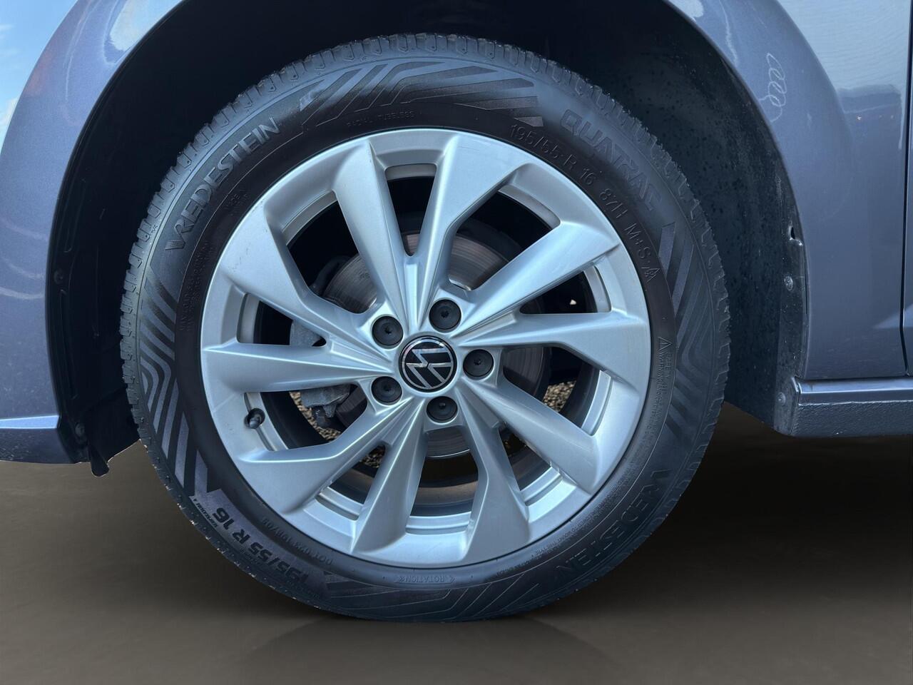 Volkswagen POLO 1.0 TSI Style | Camera | Parkeersensors | Airco (automatisch) | Digital Cockpit | Navigatie | IQ Light |