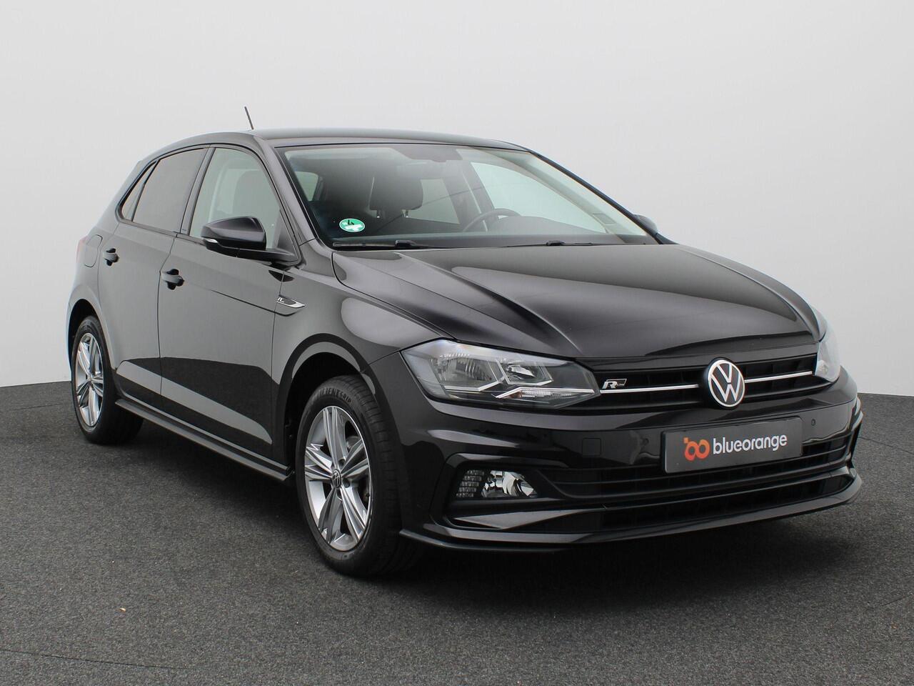 Volkswagen POLO 1.0 TSI R-Line Edition 95PK Achteruitrijcamera, Alarm, Navi, Trekhaak, Adaptieve Cruise Control, PDC voor en achter, 16" LM Velgen