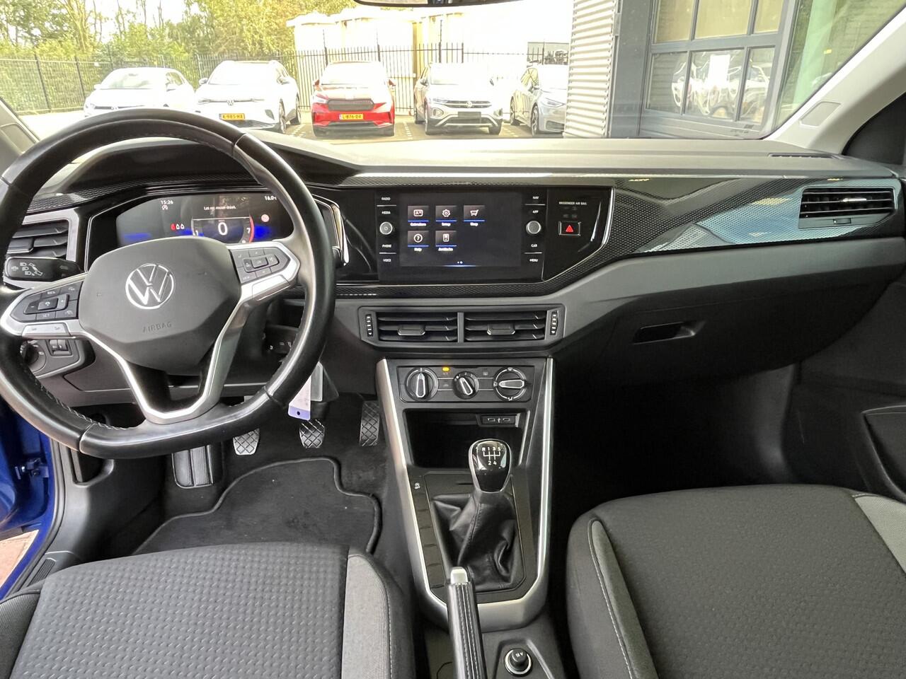Volkswagen POLO 1.0 TSI Life / 16'' LMV / Navigatie / Carplay