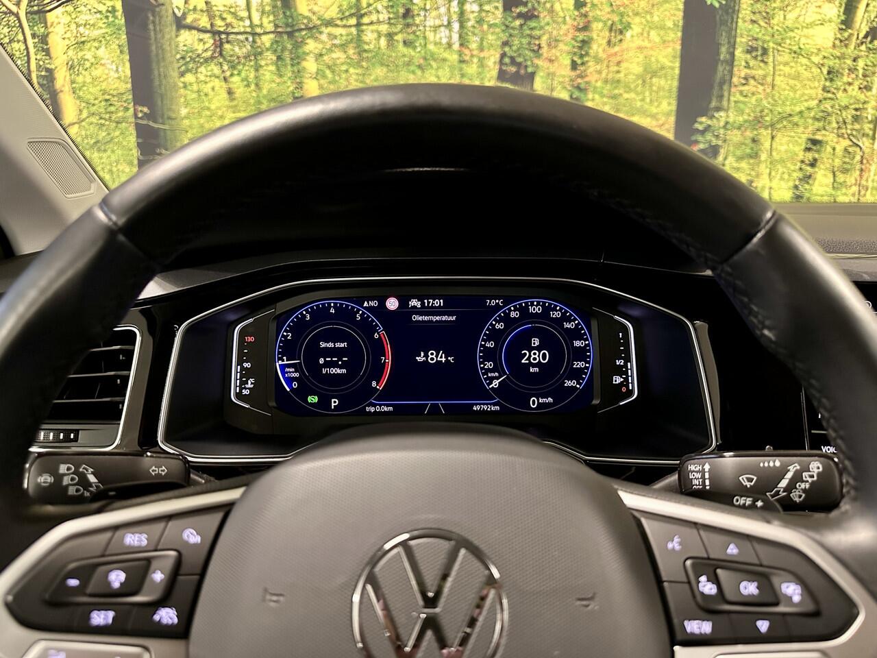 Volkswagen POLO 1.0 TSI R-Line Business | Achteruitrijcamera | Parkeersensoren | IQ Light | Apple Carplay | Android Auto | Stoelverwarming | Adaptive Cruise Control | Keyless