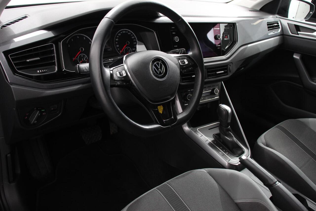 Volkswagen POLO 1.0 TSI 110pk DSG Highline | Navigatie | Apple Carplay/Android Auto | Parkeersensoren | Adaptive Cruise Control | Stoelverwarming | Getinte ramen | Climatronic | Start/Stop systeem