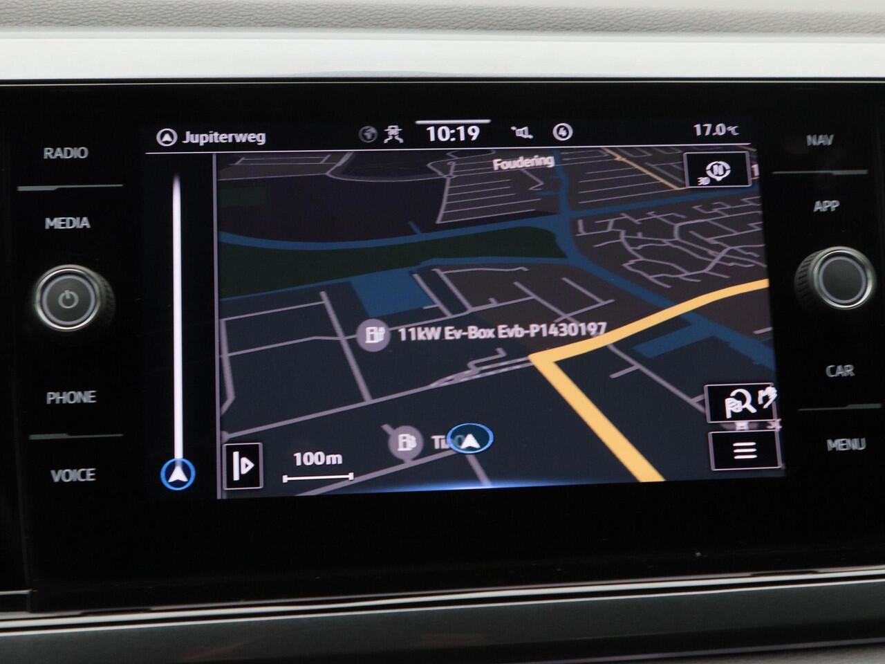 Volkswagen POLO 1.0 TSi Automaat Style | IQ Light LED | Camera | Adaptive Cruise | CarPlay | Climate | Stoelverwarming | Parkeersensoren | 41.208 Km!!