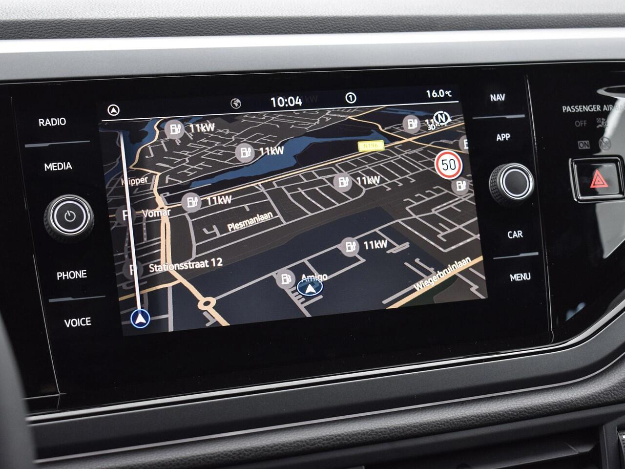 Volkswagen POLO R-Line Edition 1.0 TSI 95 PK 7 versn. DSG · Voorraad Actie · Prijs is inclusief EU 2000,- inruilpremie · Speciaal ingekocht