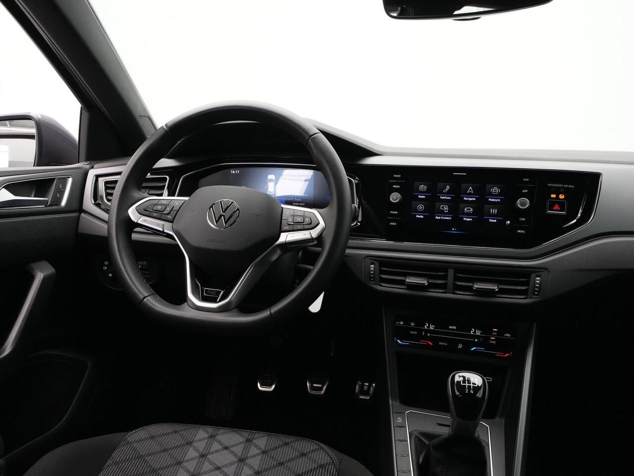 Volkswagen POLO 1.0 TSI 95pk R-Line Navi via App Pdc Clima Acc 180