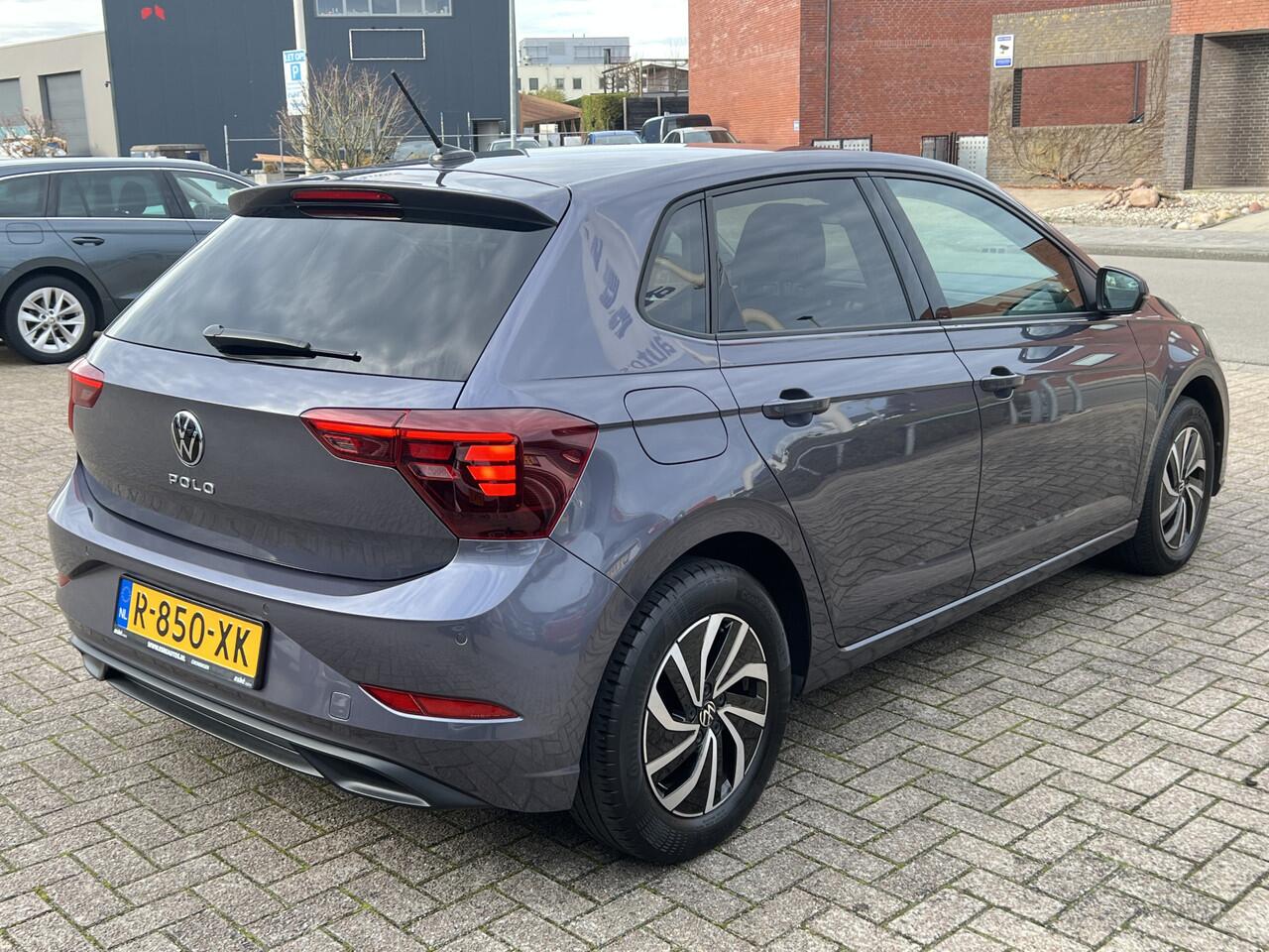 Volkswagen POLO 1.0 TSI 95 Pk Life Business Navigatie Led koplampen Carplay Android Lm Velgen ACC Parkeersensoren V+A Stoelverwarming DAB Extra Getint Glas NL Auto