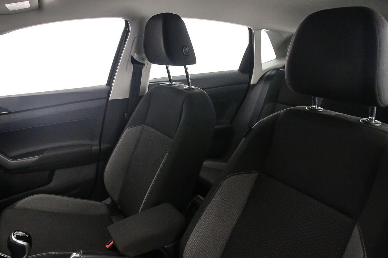 Volkswagen POLO Life 1.0 TSI 95pk Adaptive cruise control, Parkeersensoren, LED koplampen, Airco, DAB, Radio, App connect