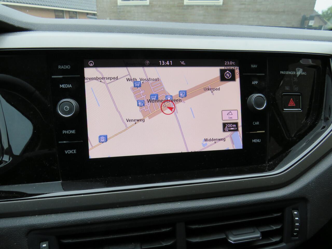 Volkswagen POLO 1.0 TSI 95Pk Automaat Comfortline EXE * Rijklaarprijs incl. garantie * DSG * Navigatie * Parkeersensor V+A * ACC * Carplay Android *