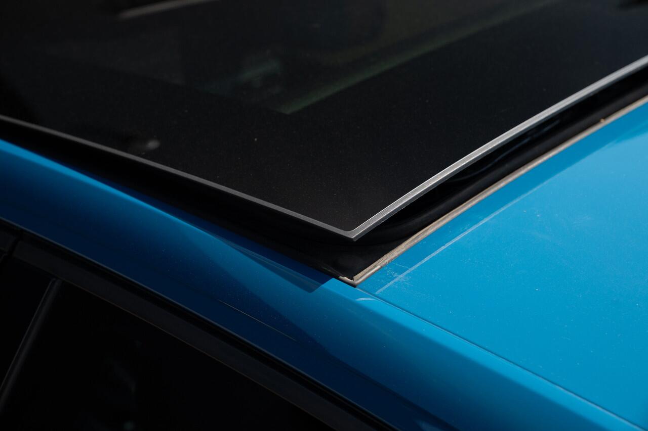 Volkswagen POLO 1.5 TSI Highline | Pano | 3X R-Line | LED | Apple Carplay | Beats | Virtual | Alcantara | Lane & Side Assis | Front Assis