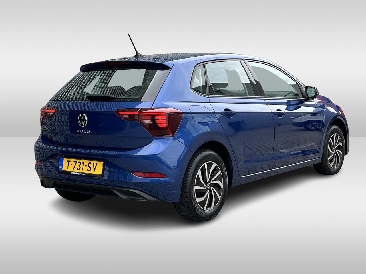 Volkswagen POLO 1.0 TSI 95PK Life / Parkeersensoren V+A / LED / Draadloze App-Connect + Telefoonlader / Navigatie **