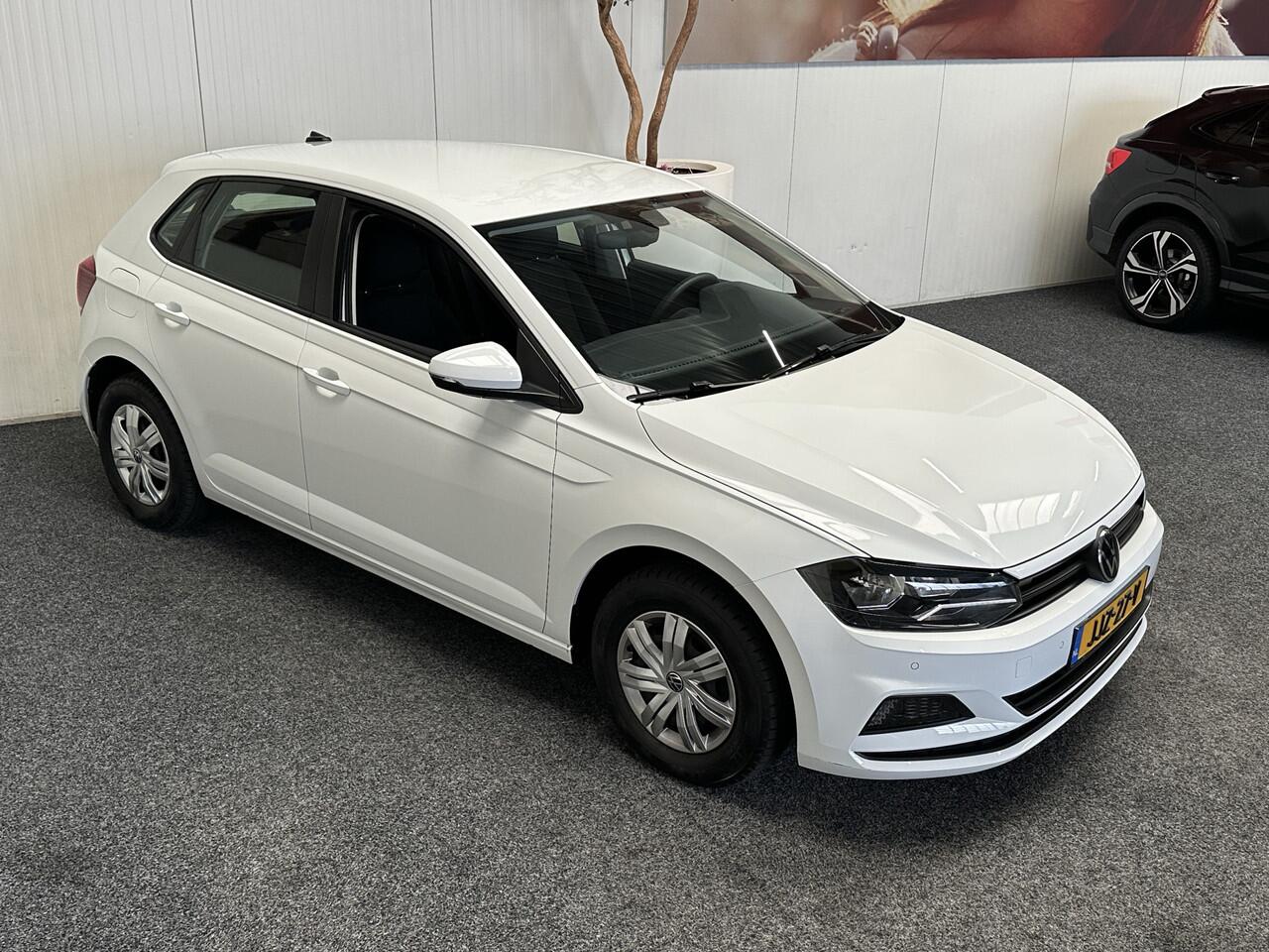 Volkswagen POLO 1.0 MPI COMFORTLINE BUSINESS CRUISE CONTROL AIRCO STOELVERWARMING BLUETOOTH TELEFOON MEDIA VOORBEREIDING PDC ZEER MOOI !! 3010