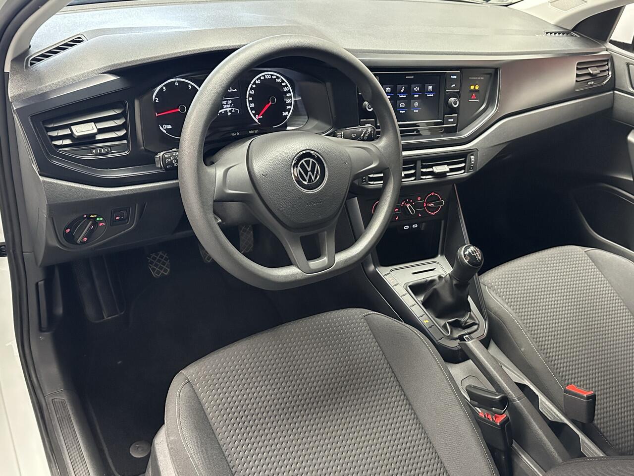 Volkswagen POLO 1.0 MPI COMFORTLINE BUSINESS CRUISE CONTROL AIRCO STOELVERWARMING BLUETOOTH TELEFOON MEDIA VOORBEREIDING PDC ZEER MOOI !! 3010