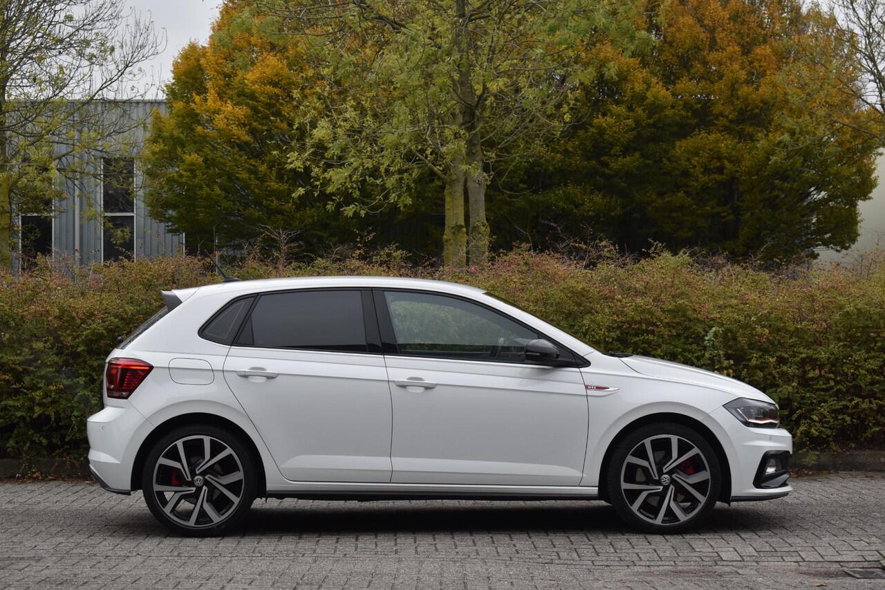 Volkswagen POLO 2.0 TSI GTI Cruise ACC Stoelvw Navi