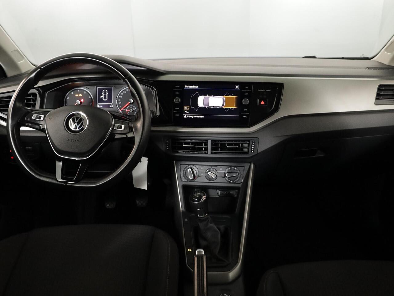 Volkswagen POLO 1.0 TSI R-Line Edition 95 pk | Navigatie via App | Airco | Parkeersensoren | Adaptieve cruise control | Licht- en zicht pakket |