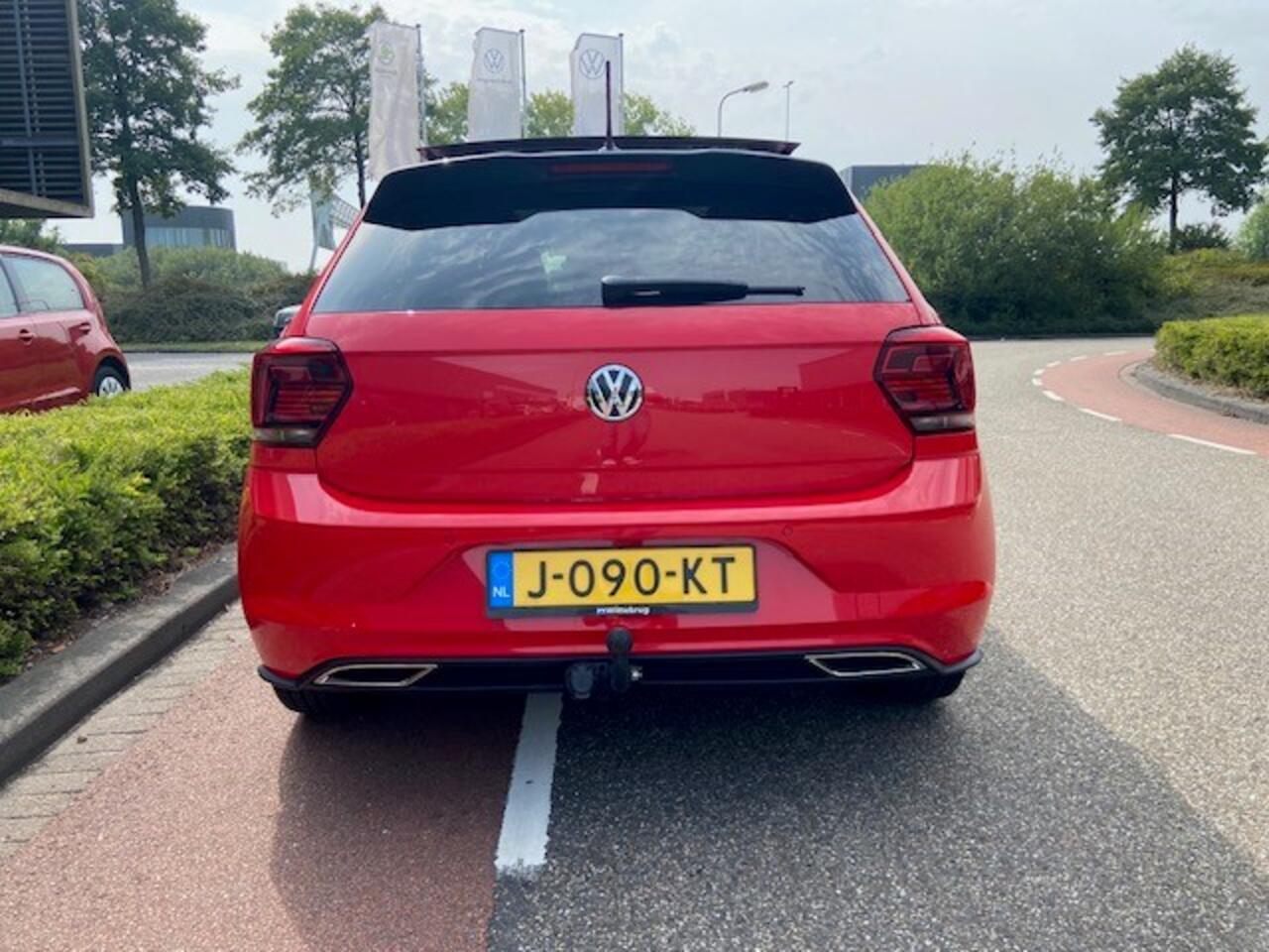 Volkswagen POLO 1.0 TSI R-Line / PANODAK / LED Koplampen / R-Line Exterieur / Style Interieur / Digitale cockpit / CAMERA / NAVI / APP.Connect