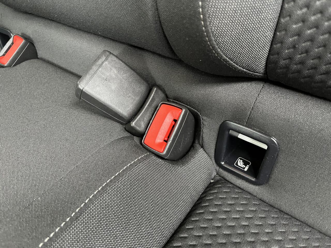 Volkswagen POLO 1.0 TSI R-Line Edition / AUTOMAAT/ APP CONNECT/ ADAPT. CRUISE/ GETINT GLAS/ NAVI/ 16" LMV