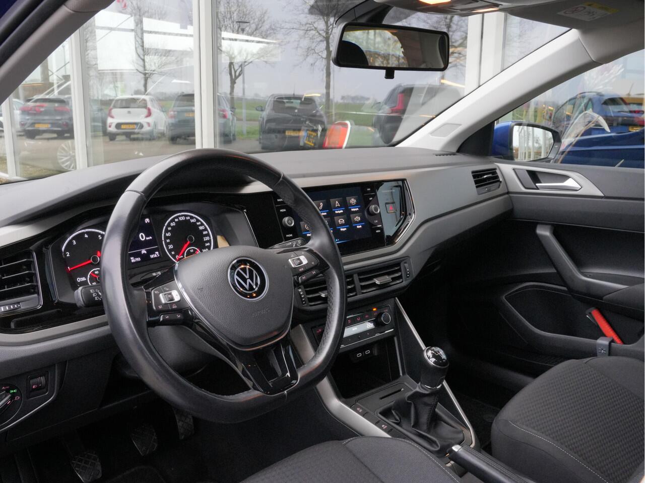 Volkswagen POLO 1.0 TSI Comfortline Business | Navigatie | DAB | Climate Control | Android/Apple Carplay