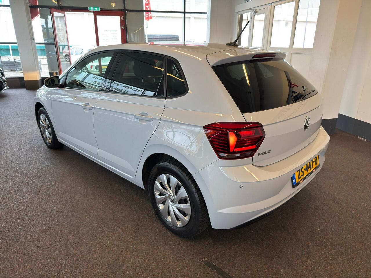 Volkswagen POLO 1.0 TSI Highline Orig.NL auto/Metallic wit/Navigatie/Apple car play/Climate control/Adaptive cruise control/Parkassist/Privacy glass/Spiegel verwarming