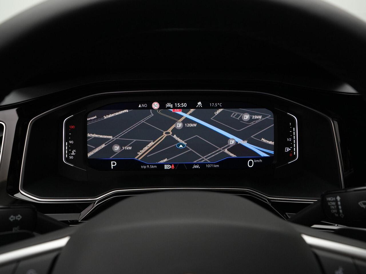 Volkswagen POLO 1.0 TSI 115 pk DSG R-Line Business | Panoramadak | IQ Light | Beats | Achteruitrijcamera | Navigatie | Stoelverwarming