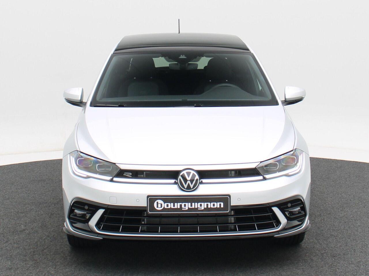 Volkswagen POLO R-Line Edition | Automaat | Panorama dak | LED Matrix | Stoelverwarming | 17" Velgen |