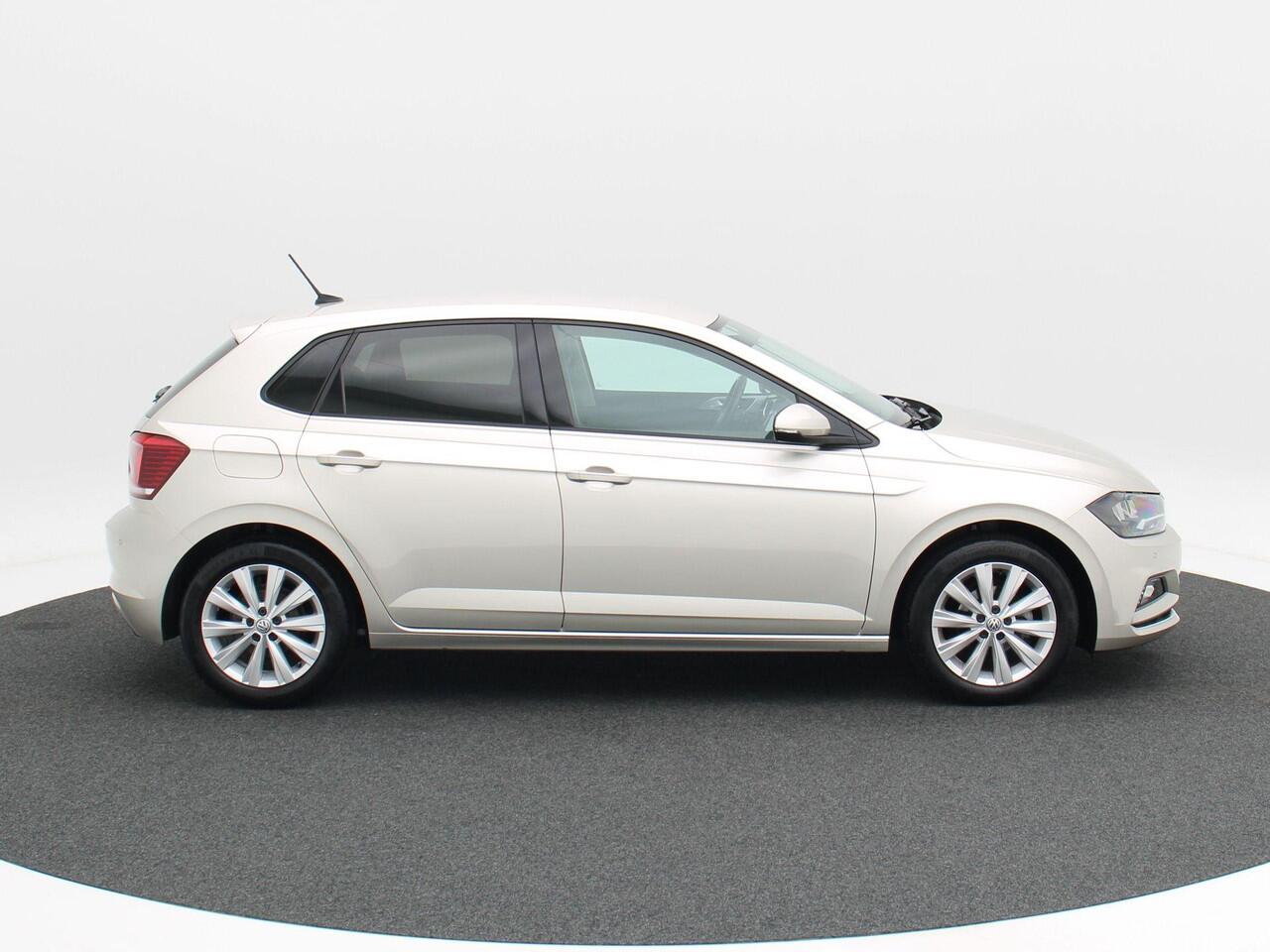 Volkswagen POLO 1.0 TSi Highline | Adaptive Cruise | Carplay | Parkeersensoren | Navigatiesysteem | Climate Control | LED | 16 Inch | 8.703 Km!!