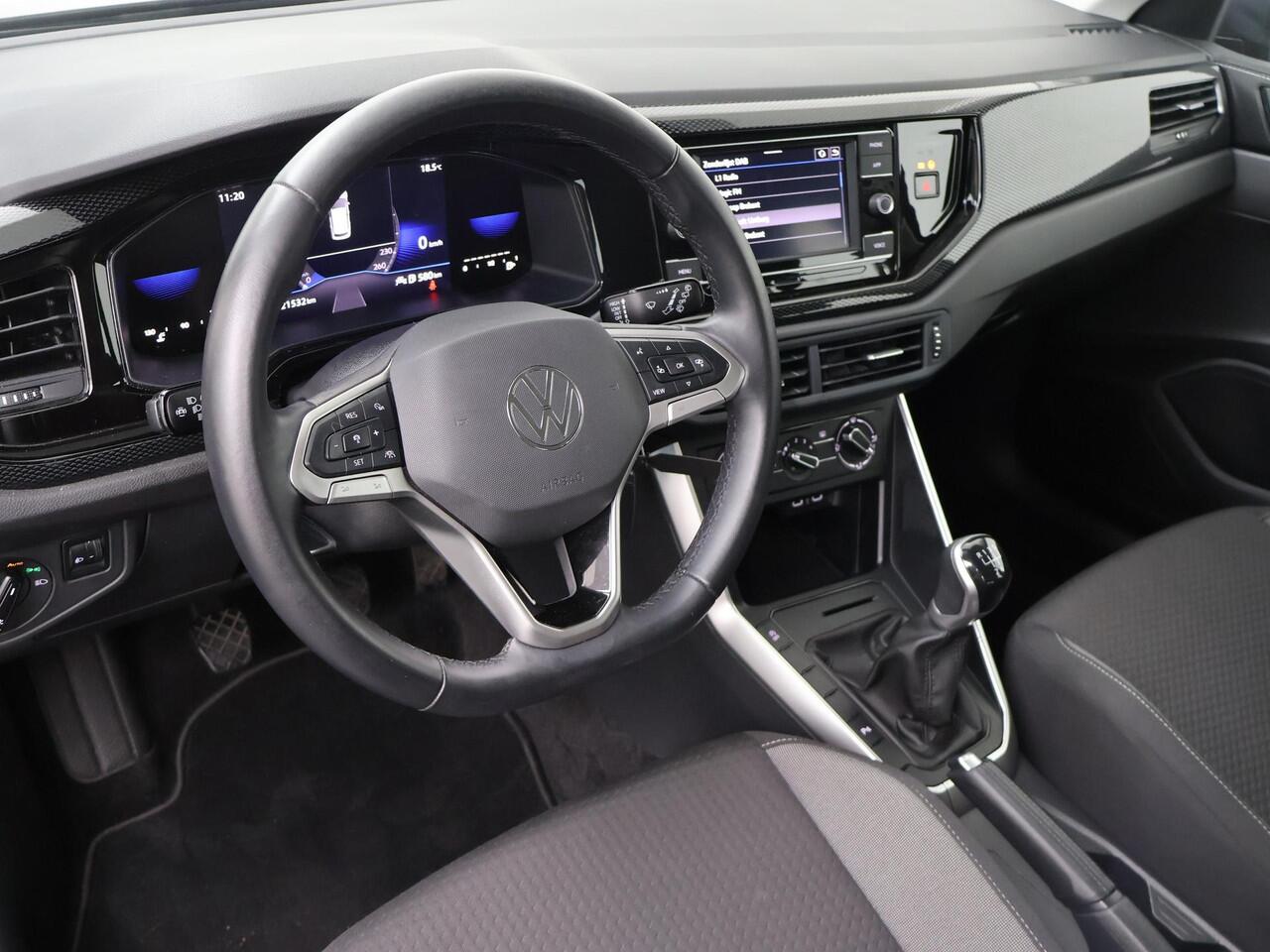 Volkswagen POLO 1.0 TSI Life | 95 PK | Led verlichting | Parkeersensoren | Adaptive cruise control |