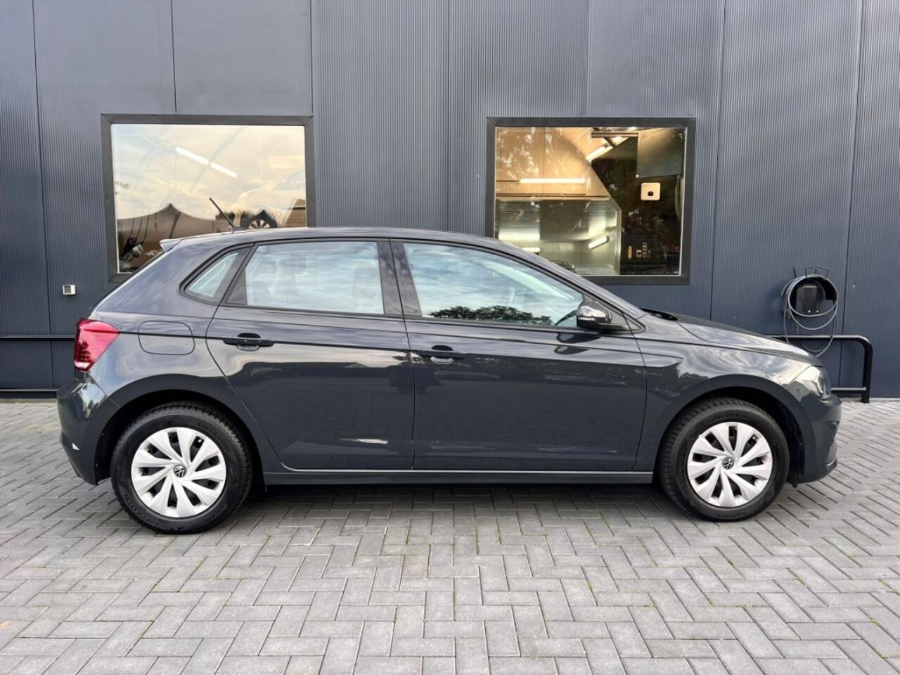 Volkswagen POLO 1.0 MPI Comfortline 80pk/Pdc v+a, Cruise, evt. Apple Carplay