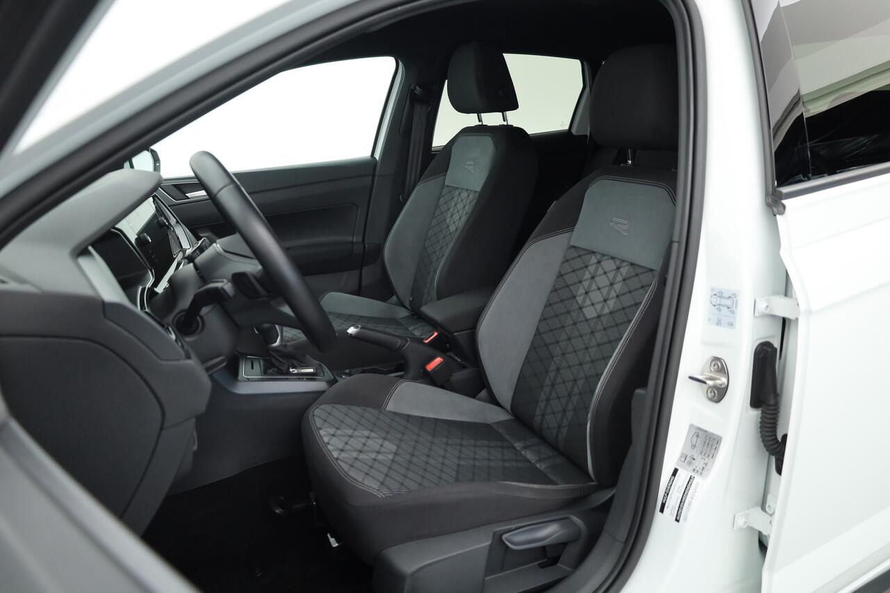 Volkswagen POLO 1.0 TSI R-Line DSG | Adapt. Cruise | Apple CarPlay & Android Auto | Trekhaak | Navi | 17"