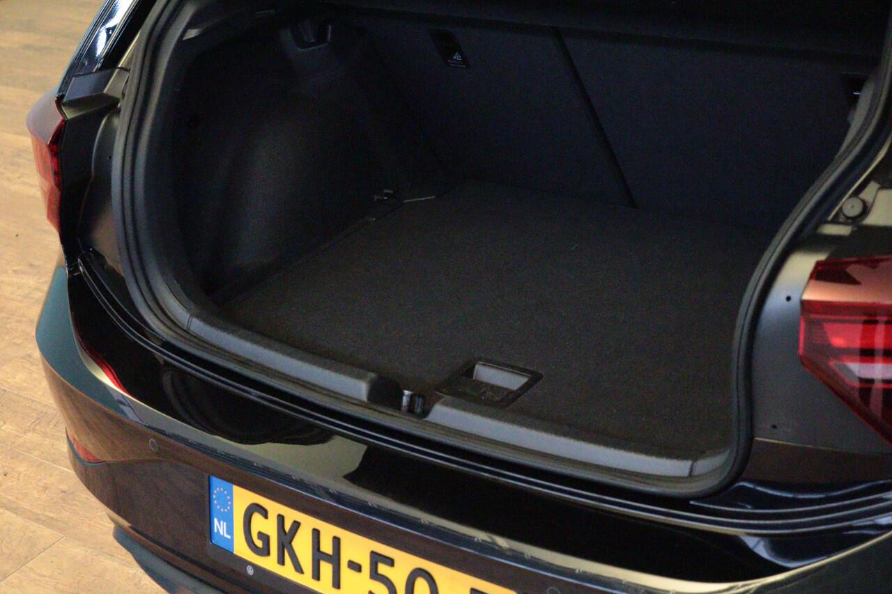 Volkswagen POLO 1.0 TSI Life Business Automaat | APPCONNECT | AIRCO | PDC V+A | CRUISE | STOELVERW |