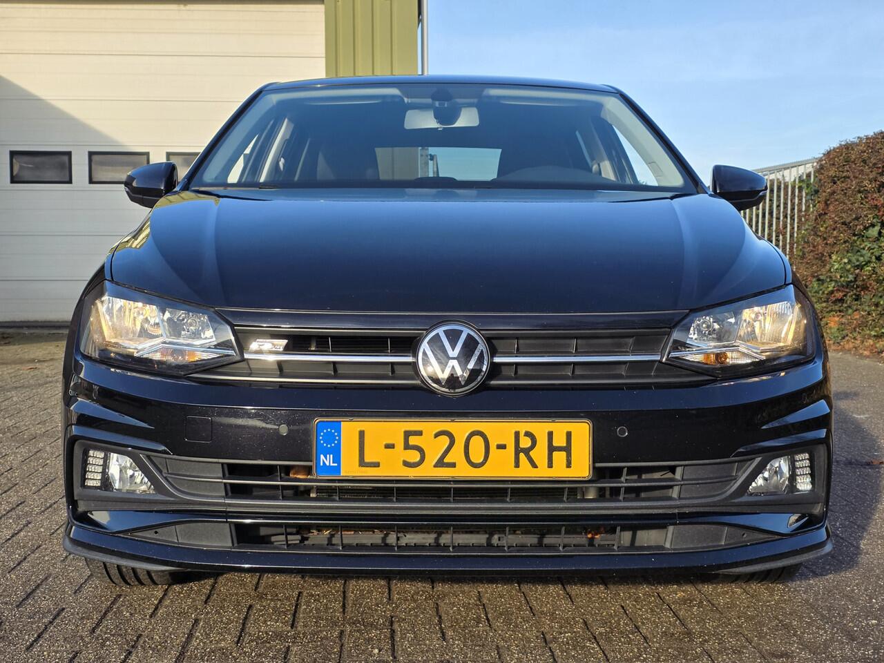 Volkswagen POLO 1.0 TSI R-Line Ed Executive, 1e Eig! Camera! Carplay! Zondag OPEN!