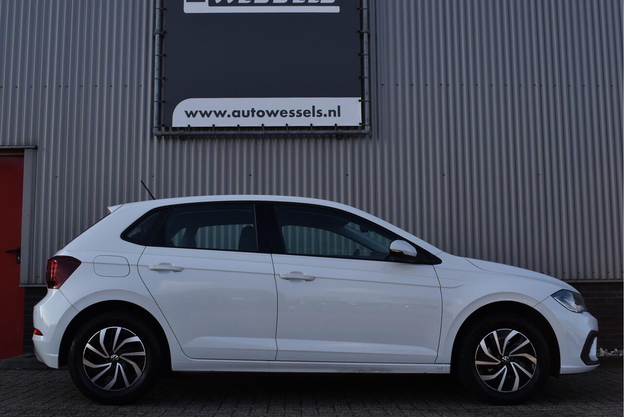 Volkswagen POLO 1.0 Life Facelift! Virtual cockpit, Stoelverwarming, Carplay, PDC