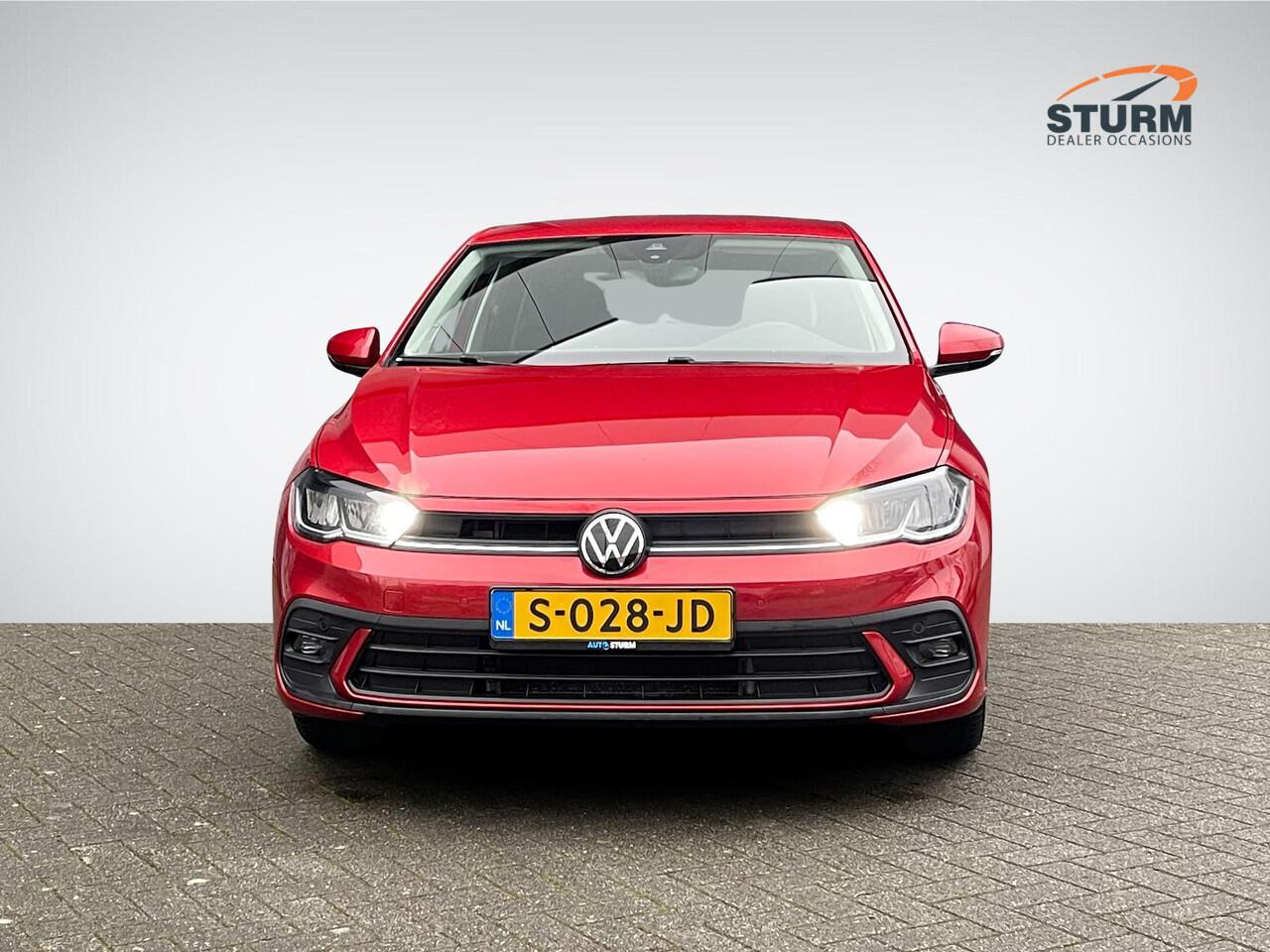 Volkswagen POLO 1.0 TSI Life | Apple Carplay/Android Auto | Stoelverwarming | LED Koplampen | Park. Sensoren | Rijklaarprijs!
