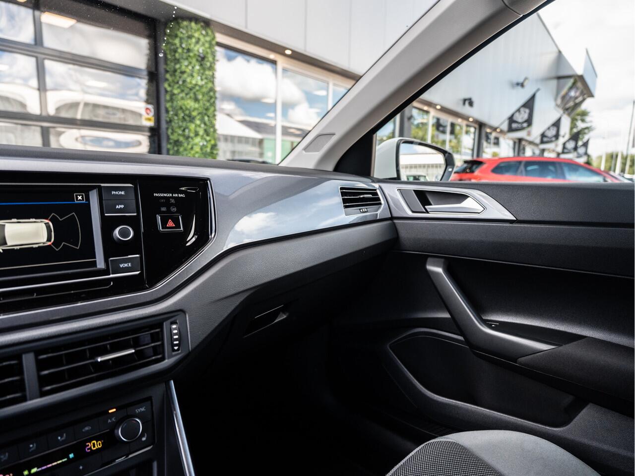 Volkswagen POLO 1.0 TSI 110PK Comfortline | Carplay | Winterpack | 16" LMV