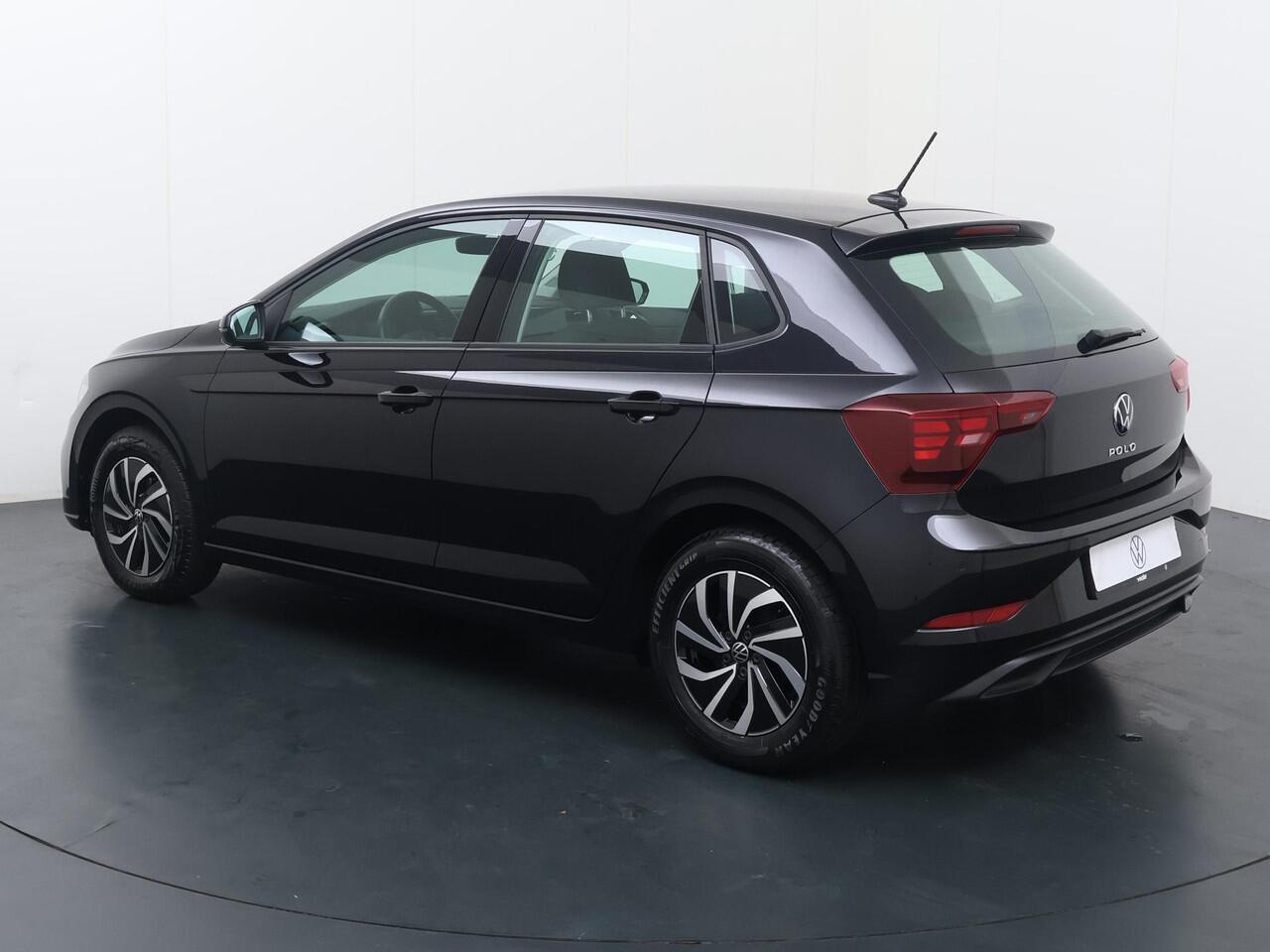 Volkswagen POLO 1.0 TSI Life | 95 PK | Parkeersensoren | Apple Carplay/Android Auto | Adaptive cruise control |