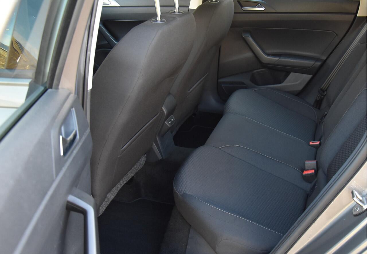 Volkswagen POLO 1.0 TSI 96 PK R-Line Edition IQ Drive 6-2021 in Topstaat! NAP Garantie