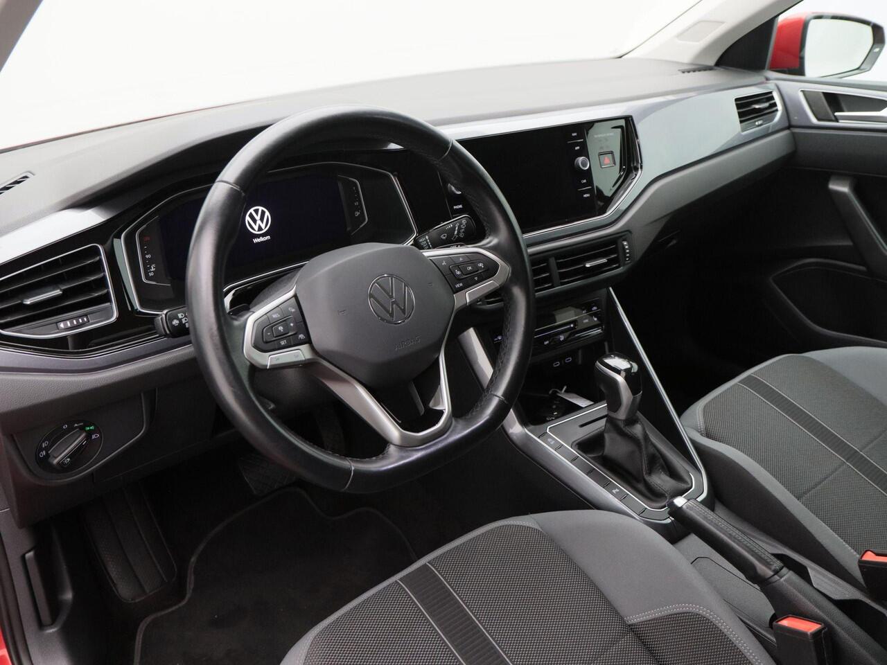 Volkswagen POLO 1.0 TSi Automaat Style | IQ Light LED | Camera | Adaptive Cruise | CarPlay | Climate | Stoelverwarming | Parkeersensoren | 41.208 Km!!