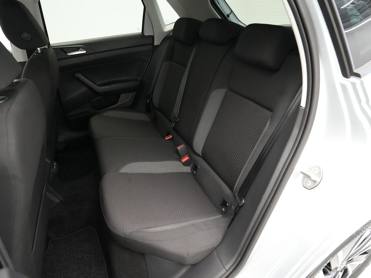 Volkswagen POLO 1.0 TSI 95pk DSG Life Edition Navi via app Camera Stoelverwarming Keyless 23