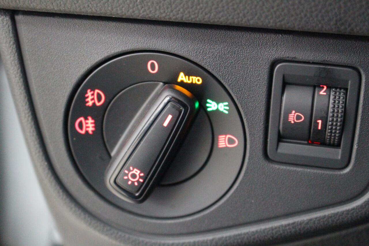 Volkswagen POLO 1.0 TSI Comfortline Business Navigatie | Camera | Parkeersensoren | Climate Control | Digitale Cockpit