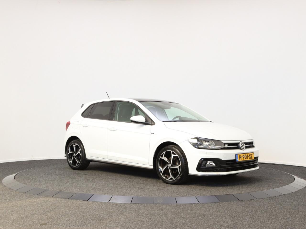Volkswagen POLO 1.0 TSI Highline Business R | Panoramadak | Parkeersensoren |