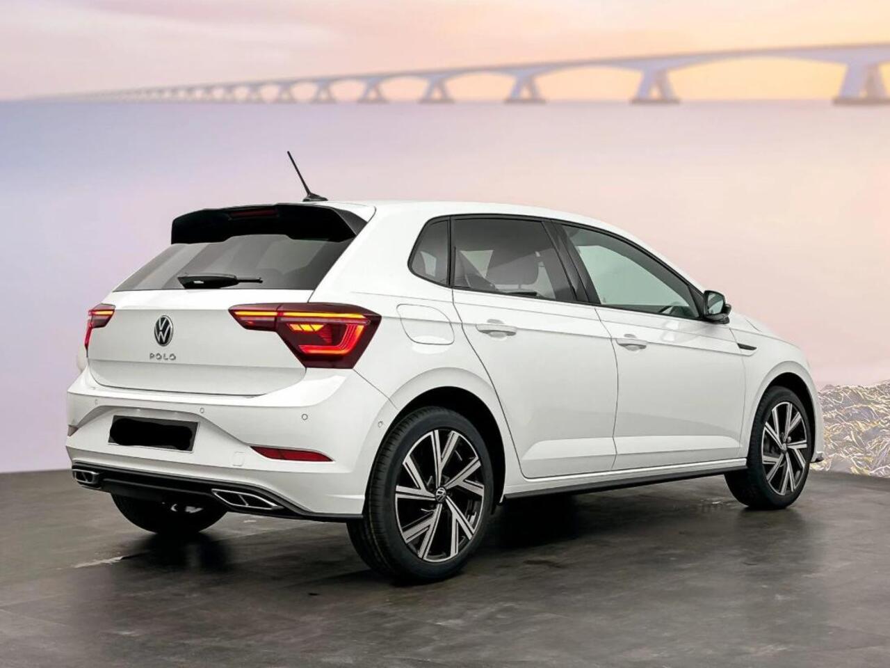 Volkswagen POLO R-Line Edition 1.0 TSI 95 PK 7 versn. DSG · Voorraad Actie · Prijs is inclusief EU 2000,- inruilpremie · Speciaal ingekocht