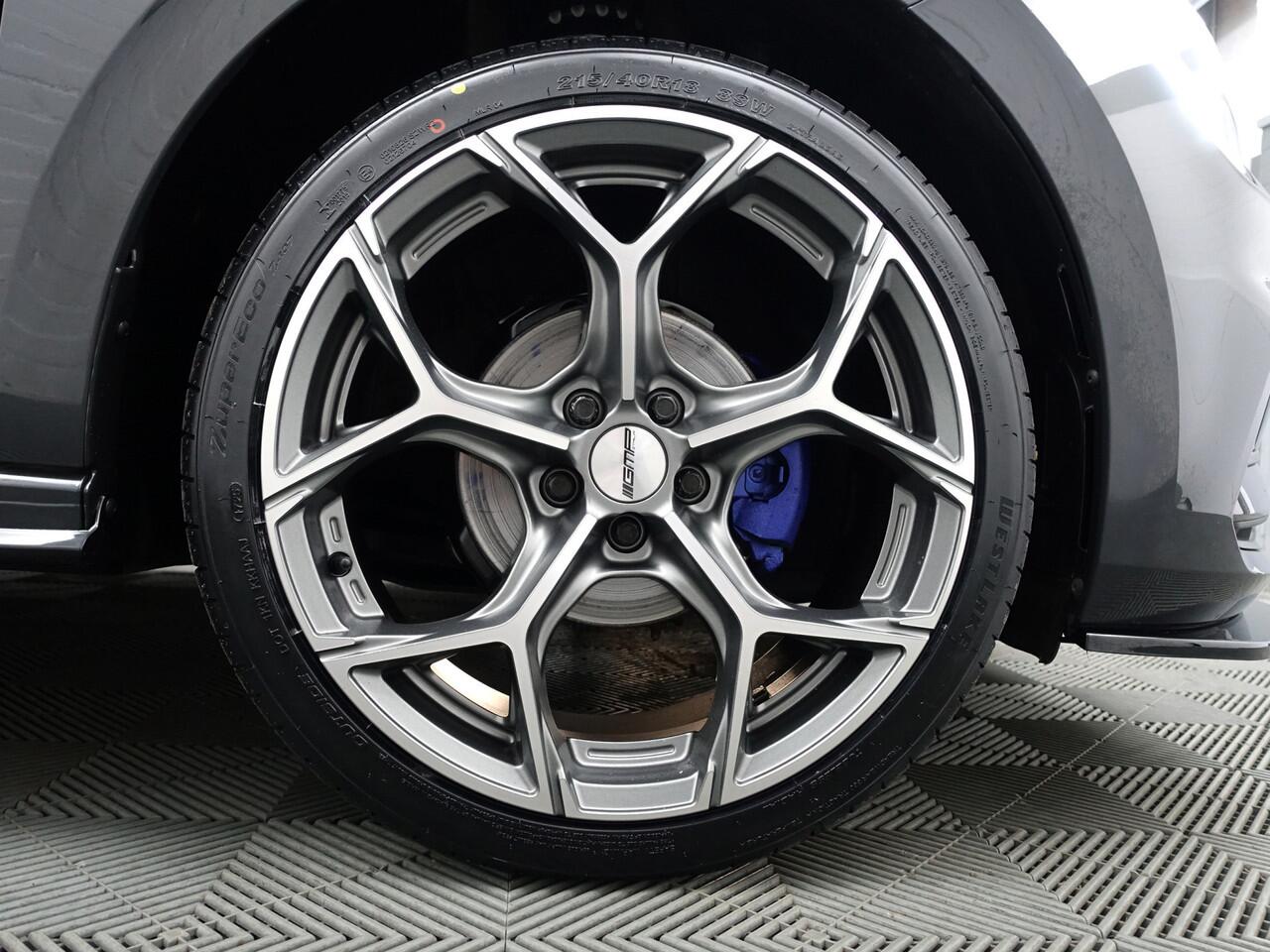 Volkswagen POLO 1.0 TSI R Line+ IQ Xenon Led Matrix, Carplay, Android Auto, Dynamic Select, ACC Cruise, Privacy Glass