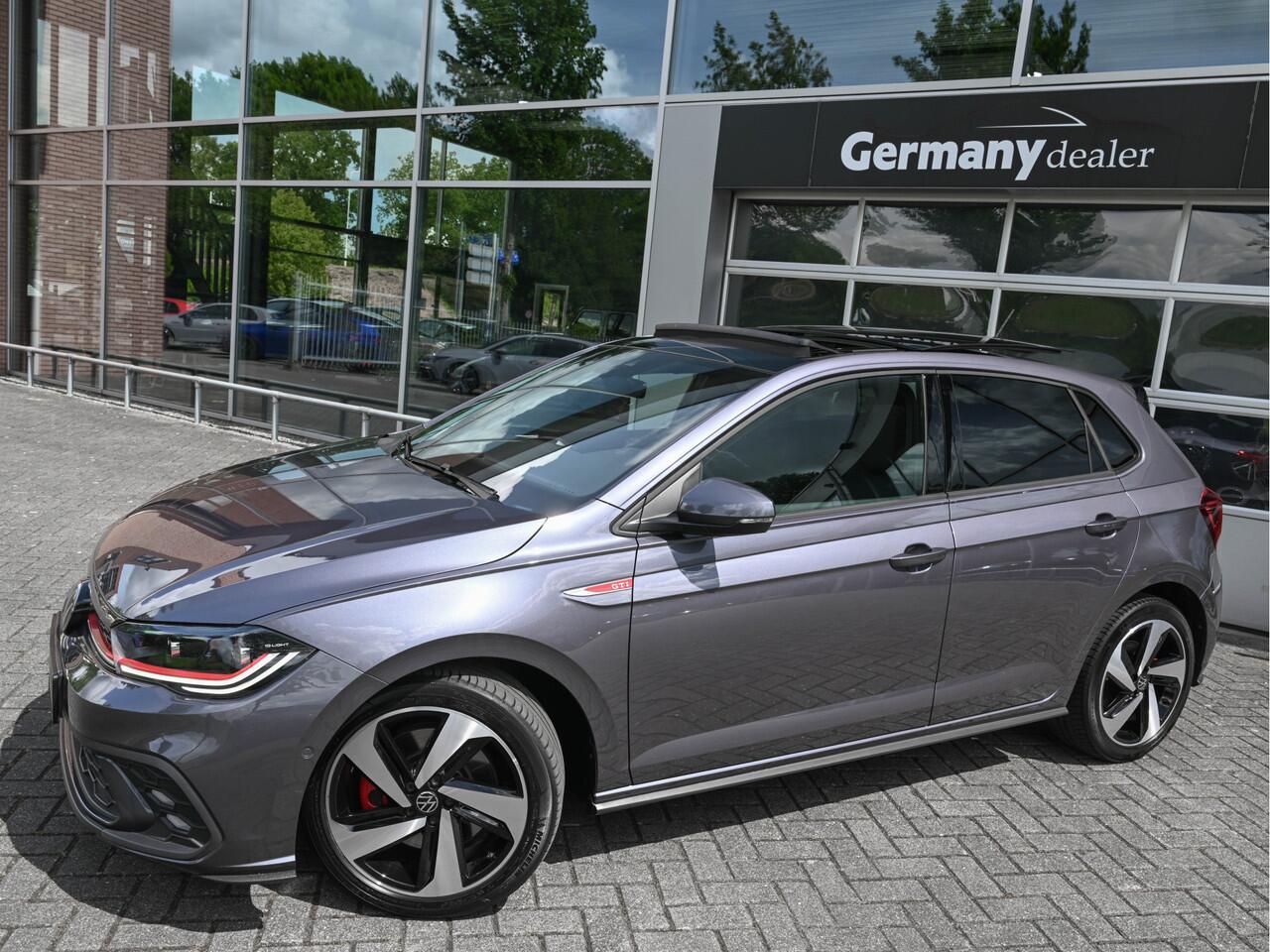 Volkswagen POLO 2.0TSI GTI 207pk Pano iQ-Lights Beats-Audio Side & Park Assist Virtual NwModel!