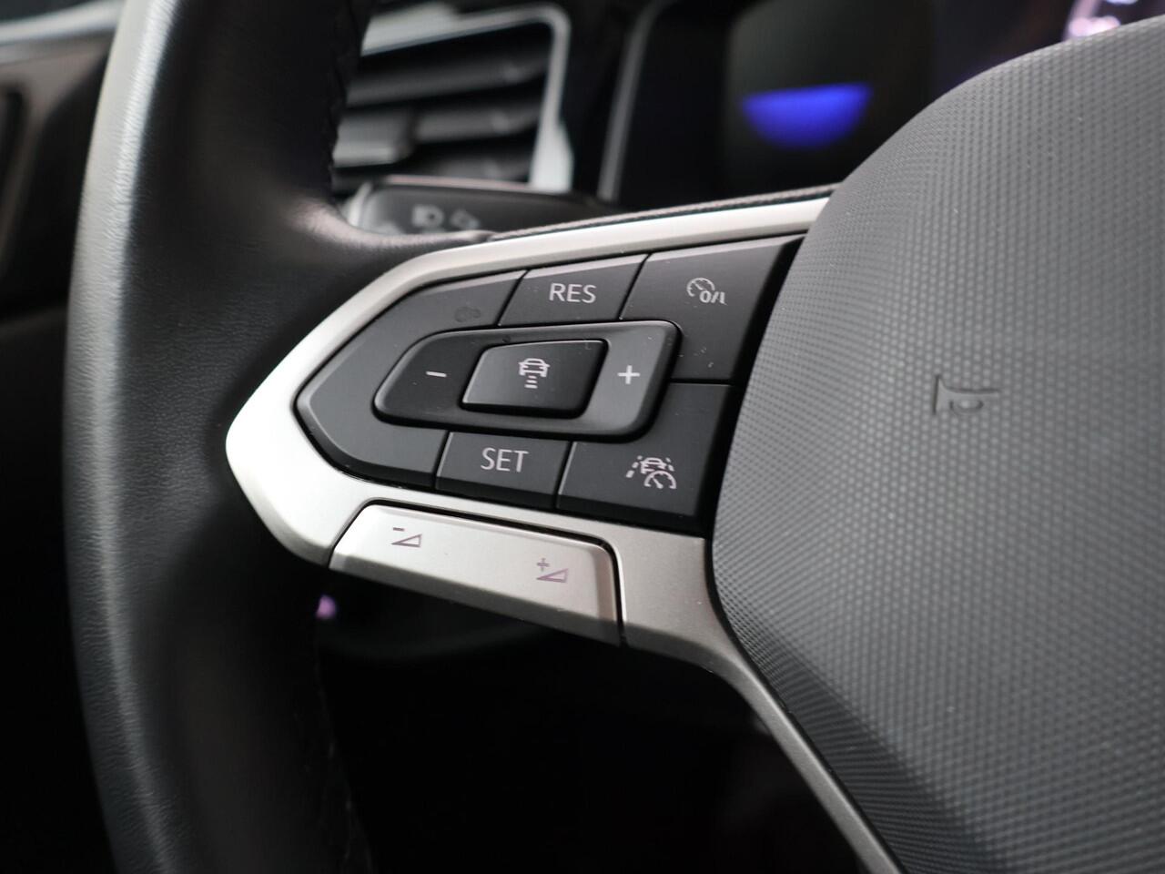 Volkswagen POLO 1.0 TSI Life | 95 PK | Achteruitrijcamera | Adaptive cruise control | Apple Carplay/Android Auto |