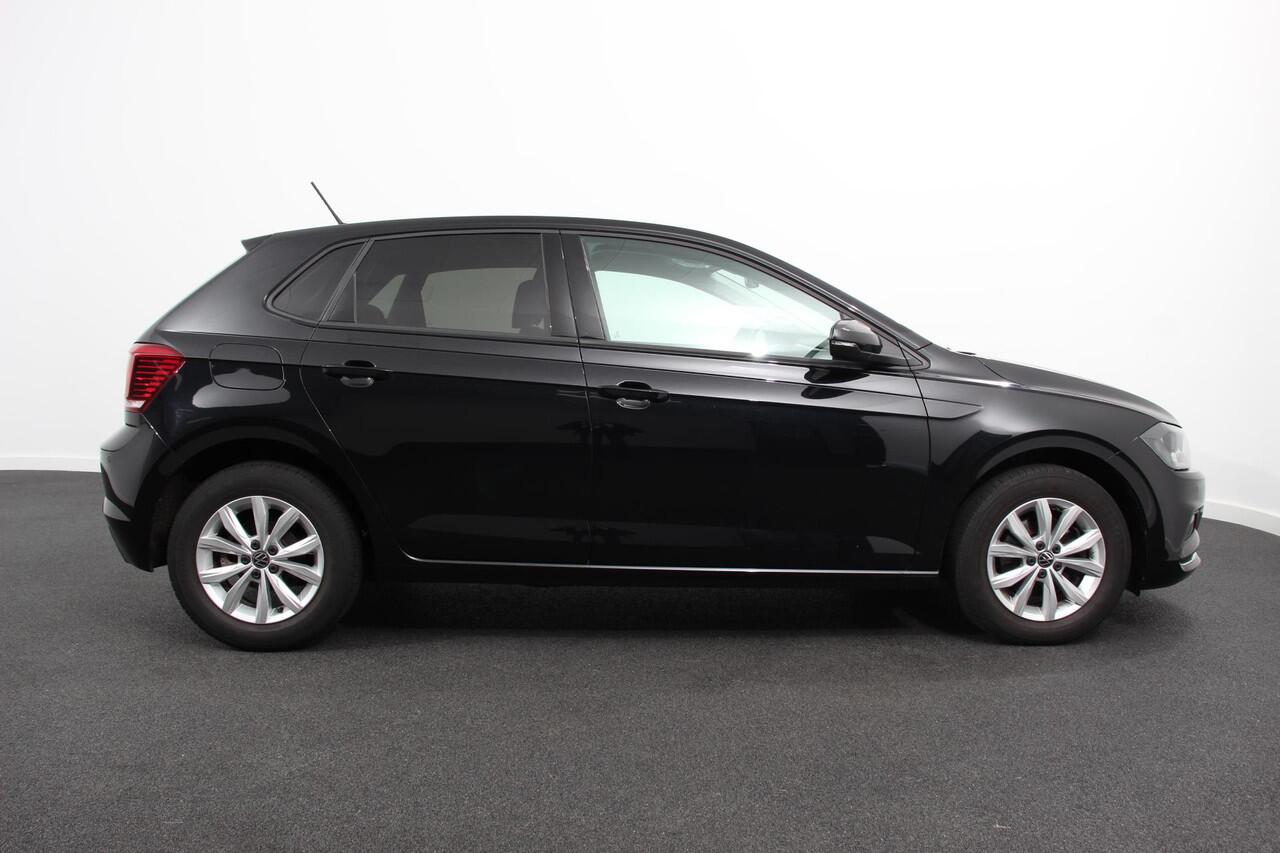 Volkswagen POLO 1.0 TSI 110pk DSG Highline | Navigatie | Apple Carplay/Android Auto | Parkeersensoren | Adaptive Cruise Control | Stoelverwarming | Getinte ramen | Climatronic | Start/Stop systeem