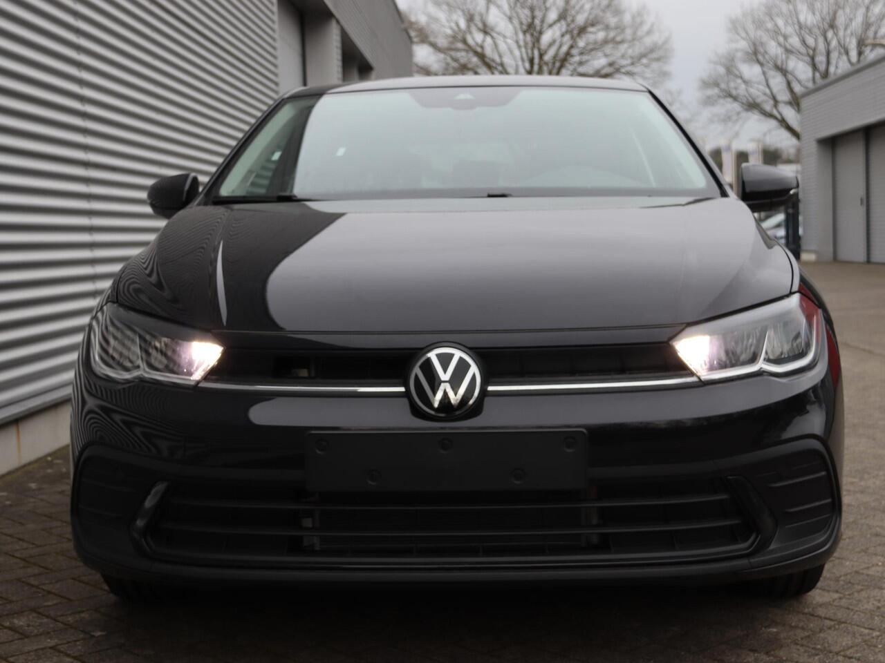 Volkswagen POLO Life Edition 1.0 70 kW / 95 pk TSI Hatchback 5 ver sn. Hand | Multimedia pakket |